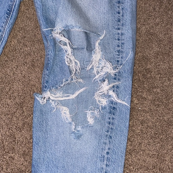 American Eagle ripped jeans size 8 - Picture 5 of 8